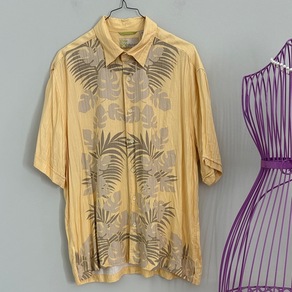Cubavera Other - Cubavera Yellow Shirt with Palm Accents